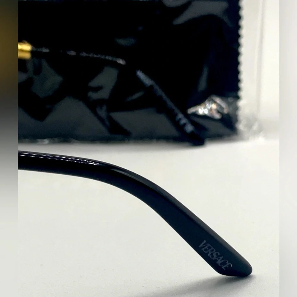 New Women’s Versace Eyeglasses - Picture 7 of 10